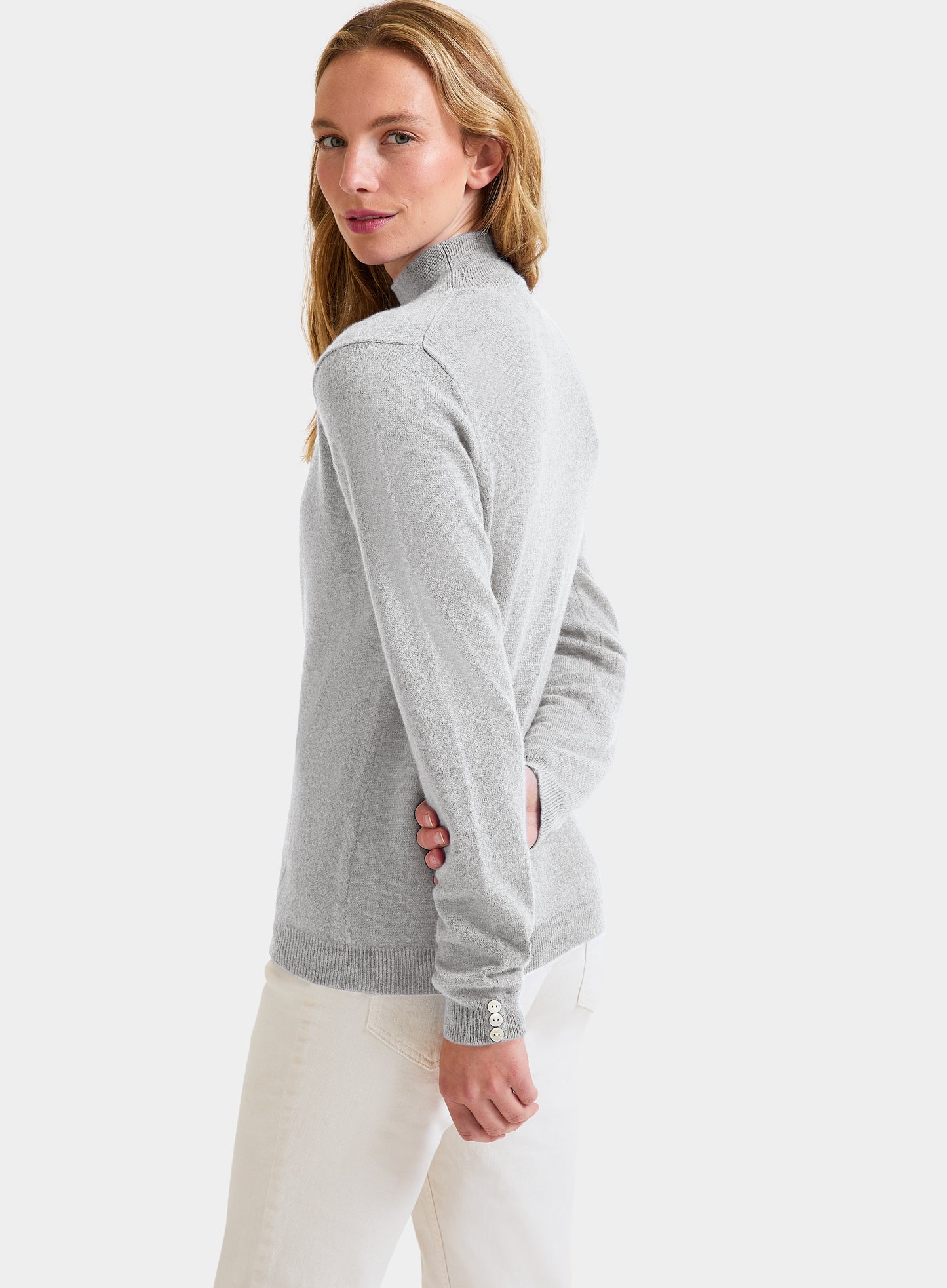 Cashmere Roll Neck in Light Grey