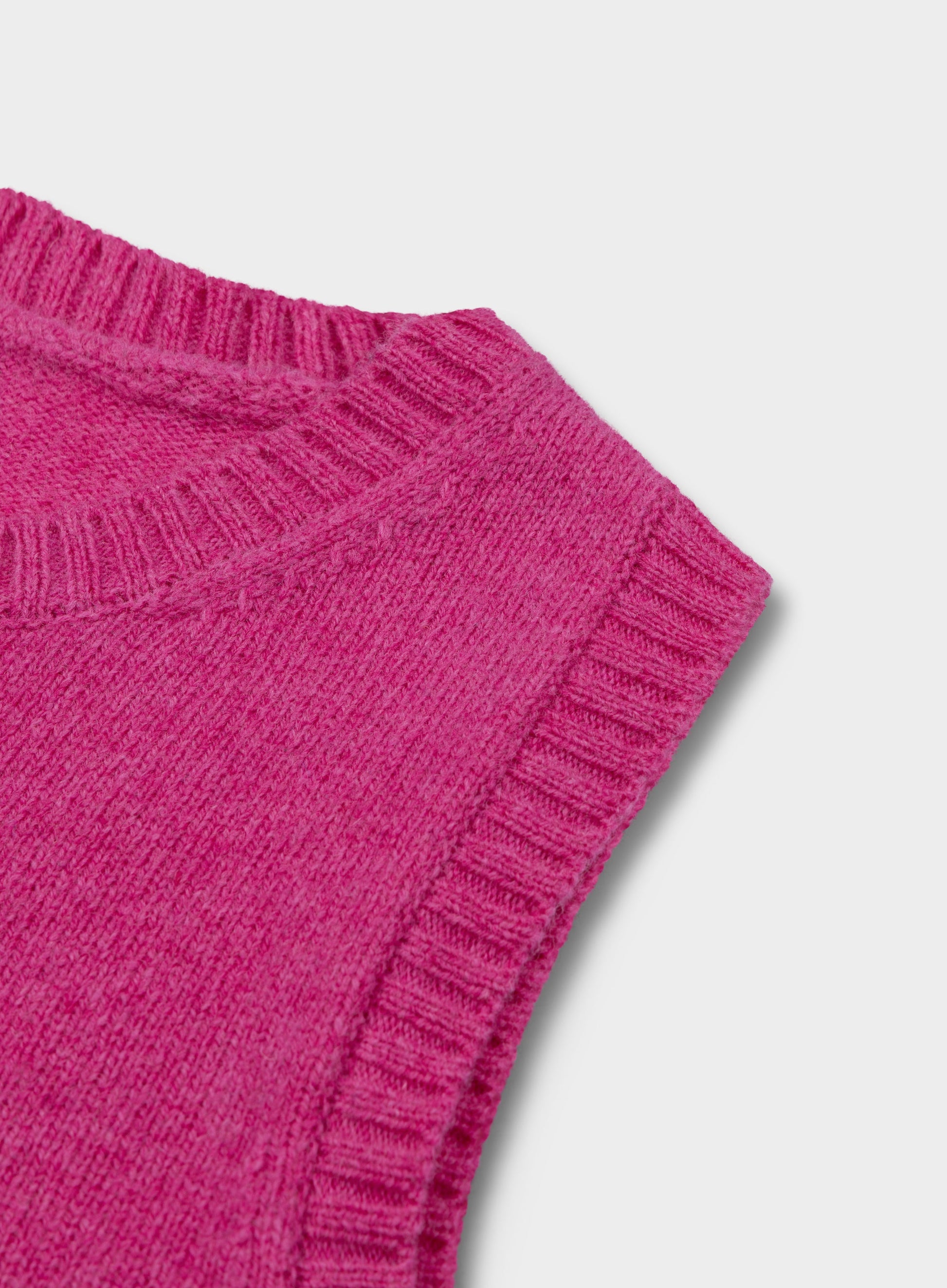 Knitted Vest in Pink