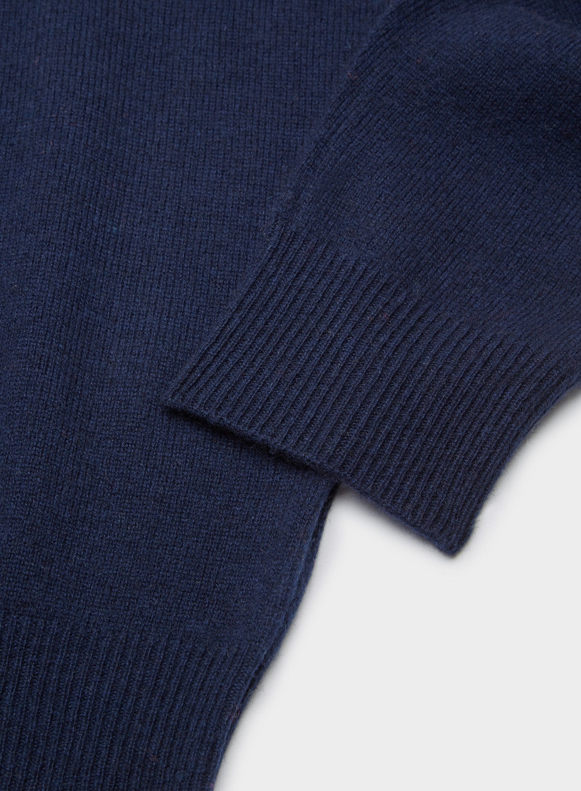 Mens Cashmere Crew Neck Jumper in Navy - Oxford Shirt Co.
