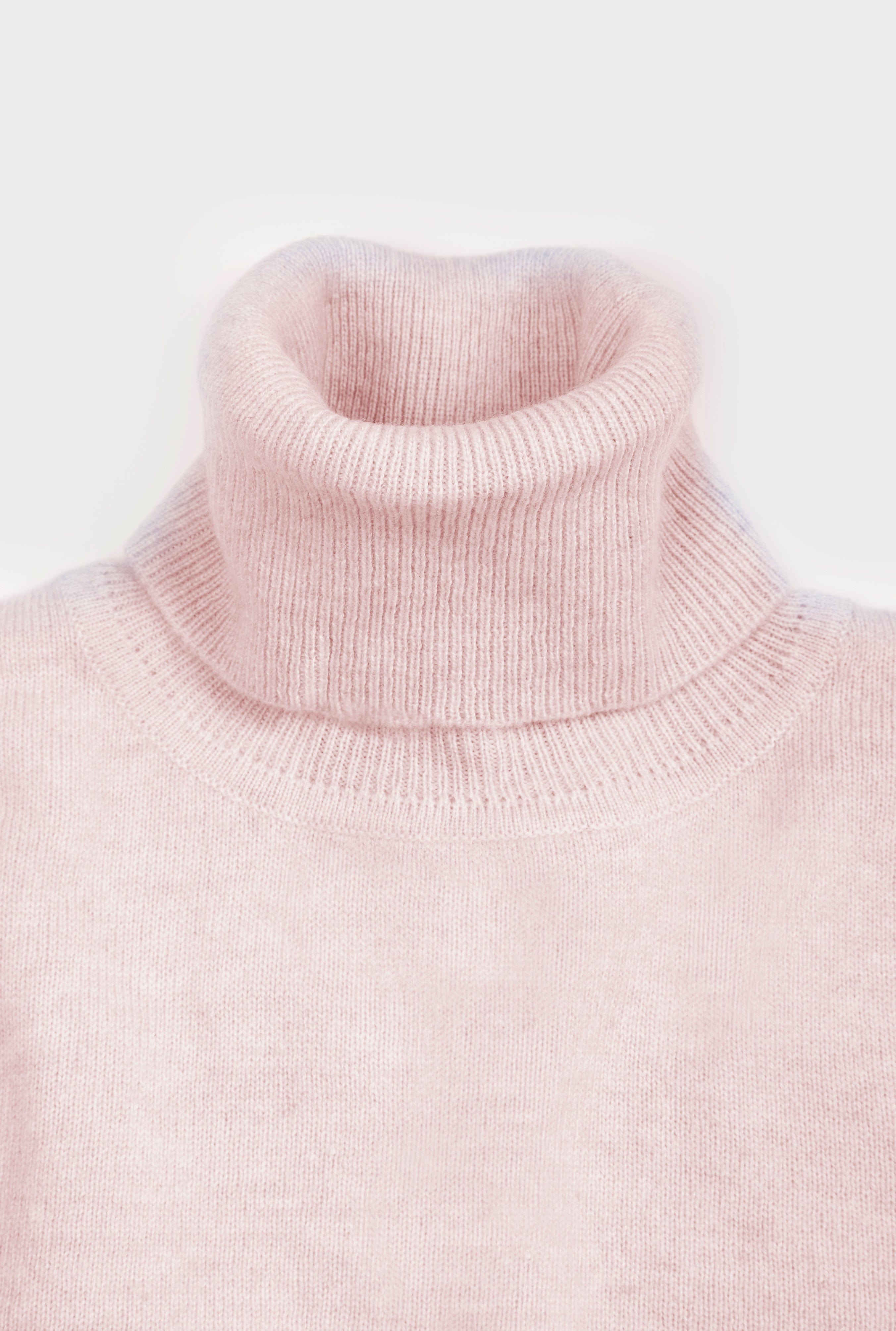 Pink cashmere 2024 roll neck jumper